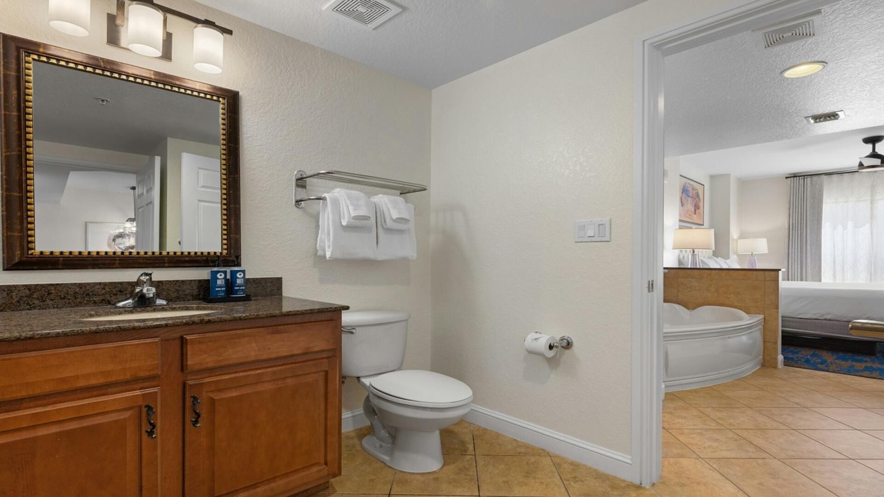 Photo of Bathroom in Lake Buena Vista