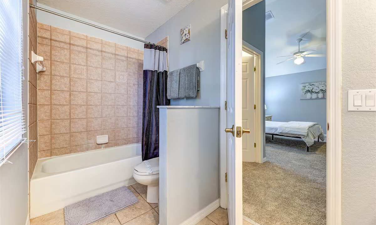 Photo of Bathroom in West Haven