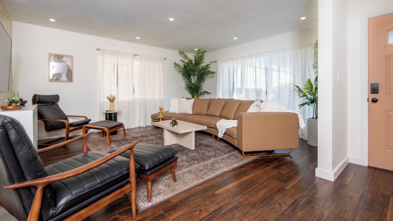 Photo of Livingroom in Hawthorne