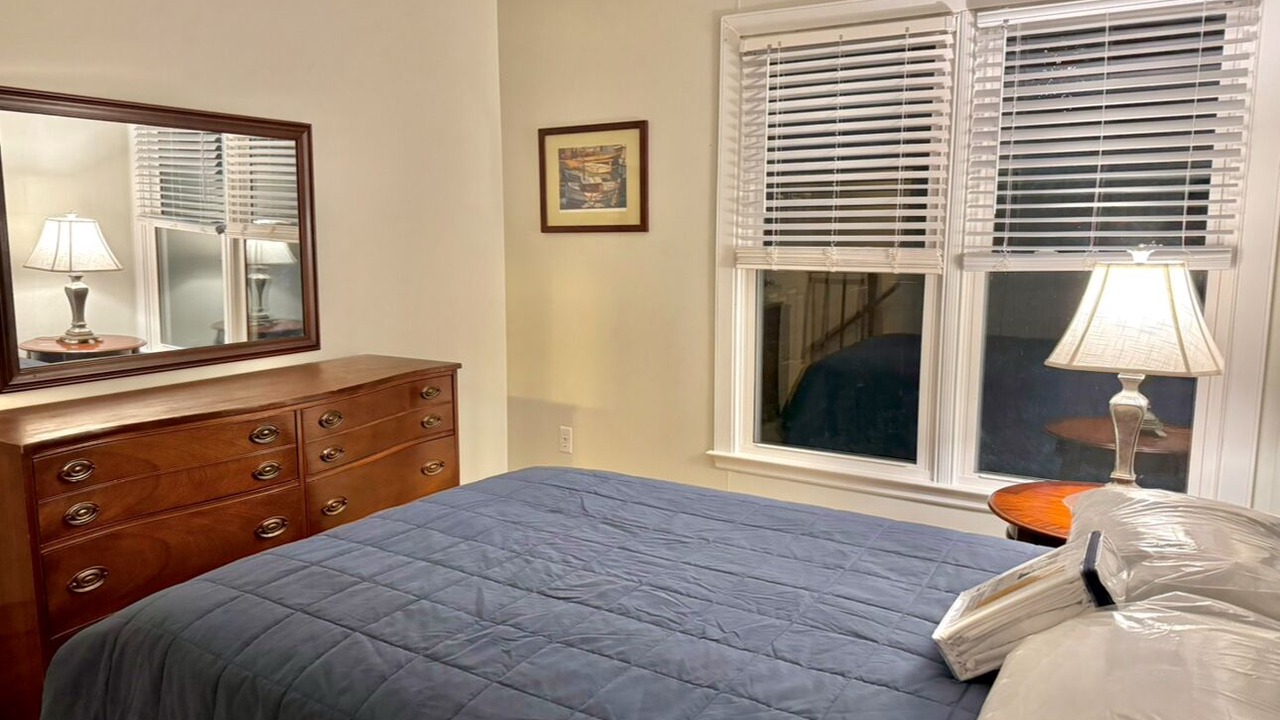 Photo of Bedroom in Woodlake