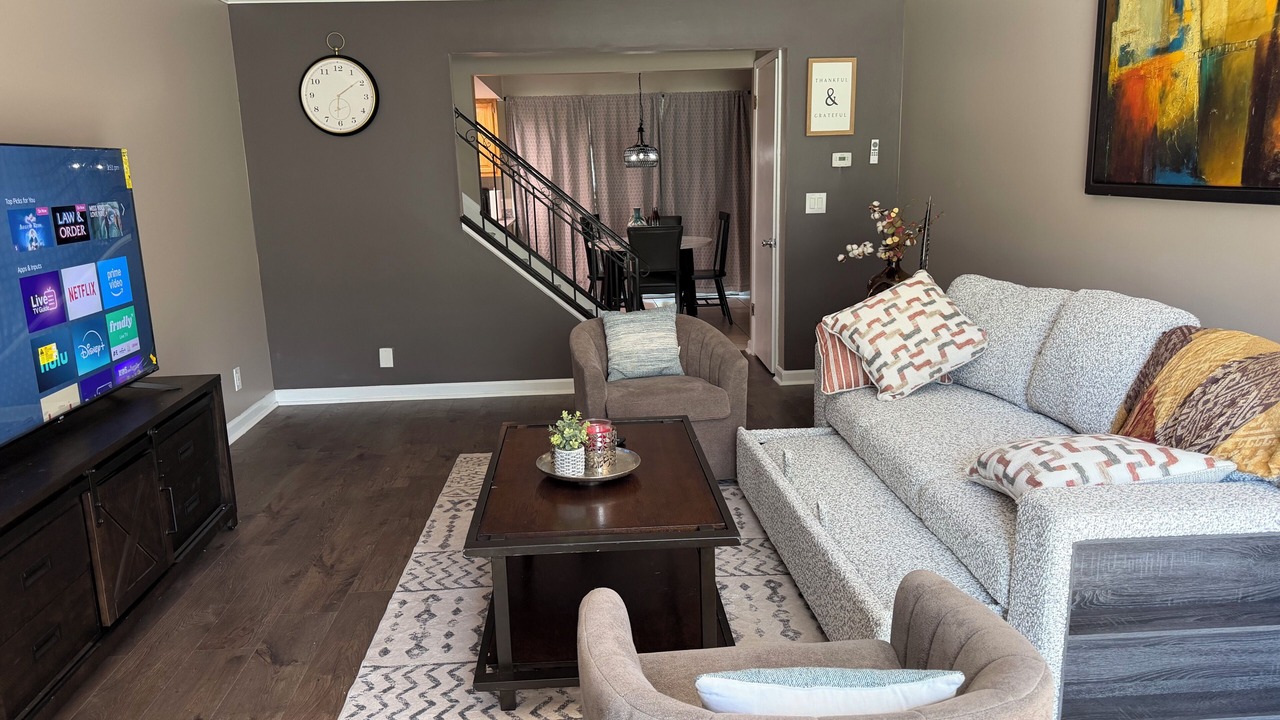 Photo of Livingroom in Flint