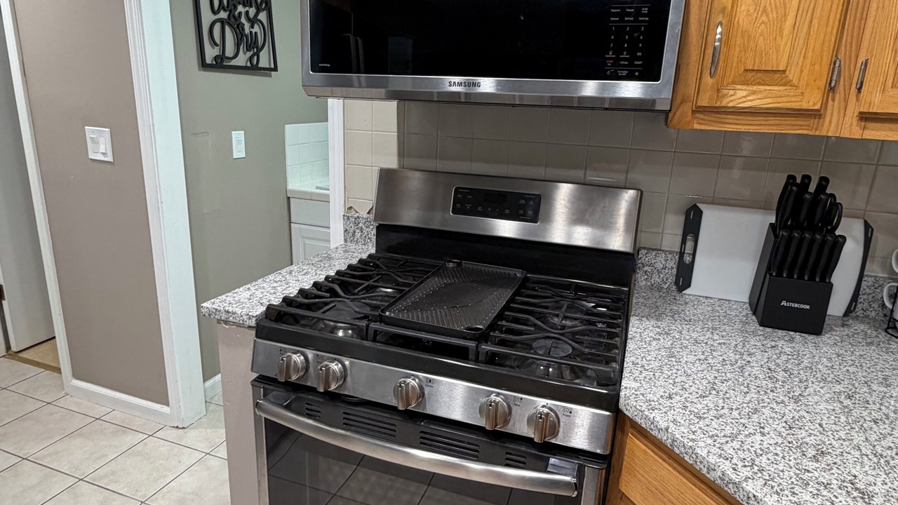 Photo of Kitchen in Flint