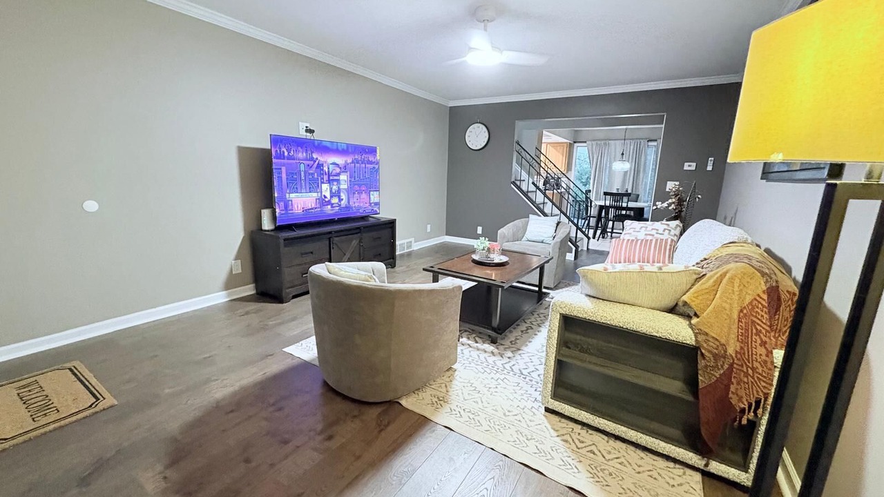 Photo of Livingroom in Flint