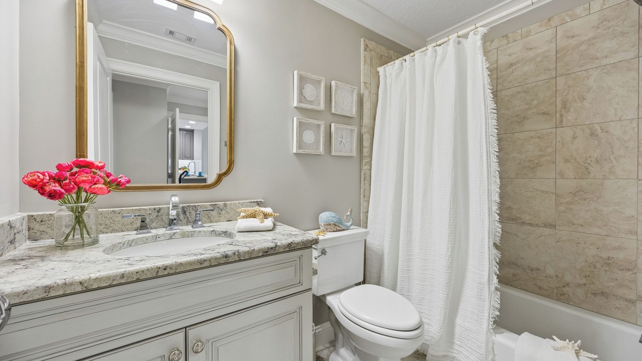 Photo of Bathroom in Amelia City