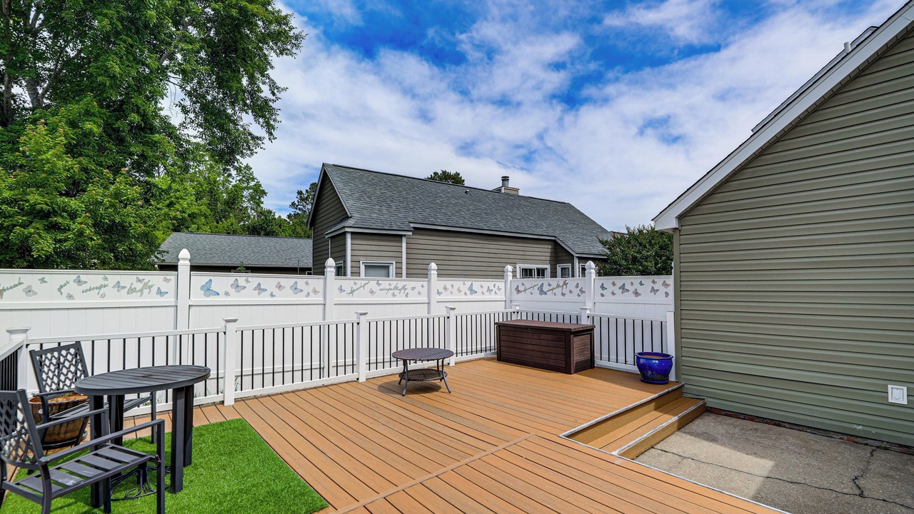 Photo of Outdoor in Piney Green