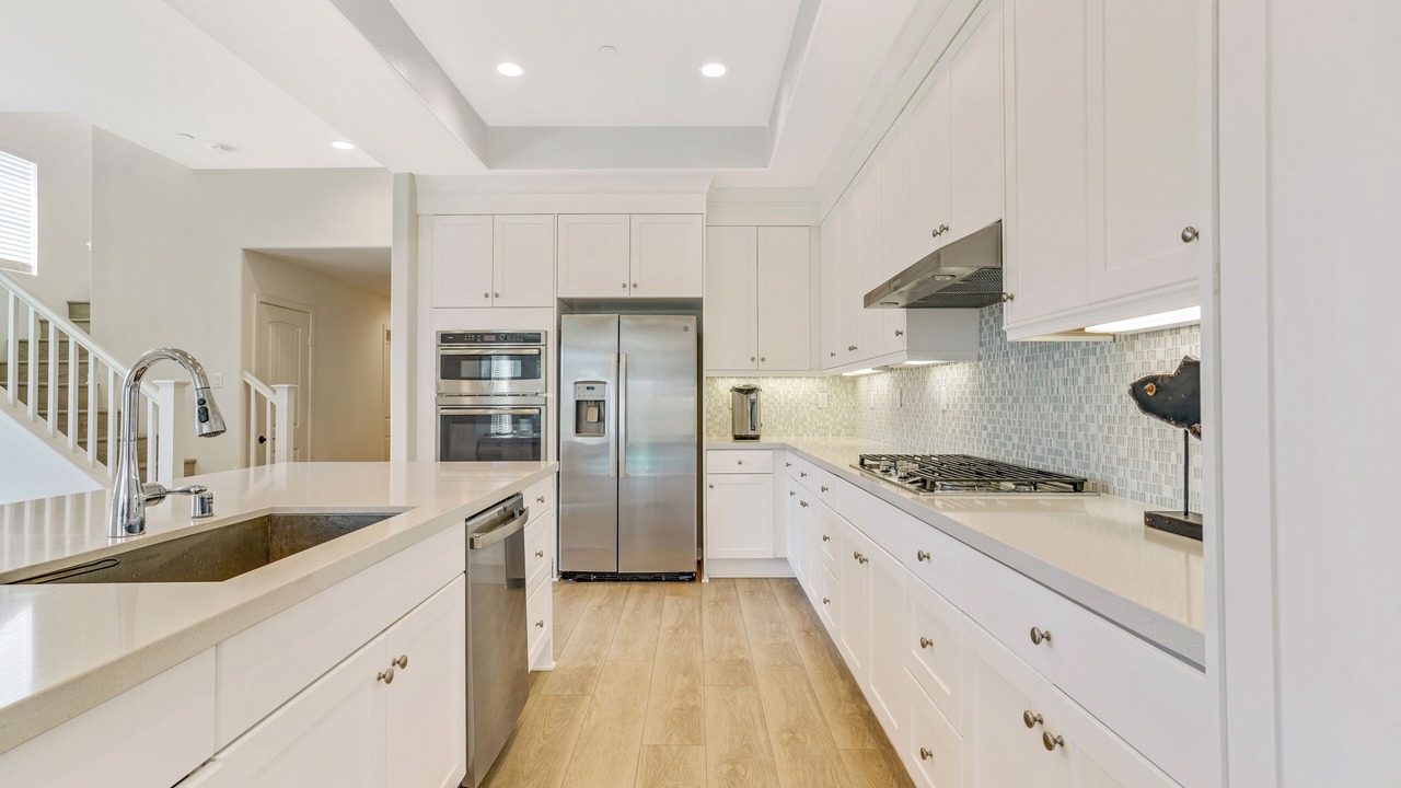 Photo of Kitchen in Harbor Gateway South