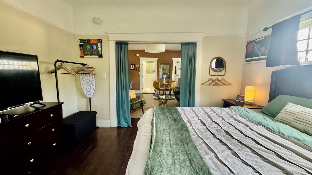 Photo of Bedroom in Westlake