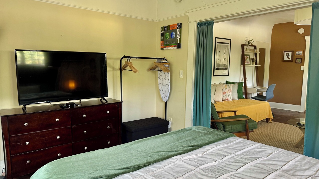 Photo of Bedroom in Westlake