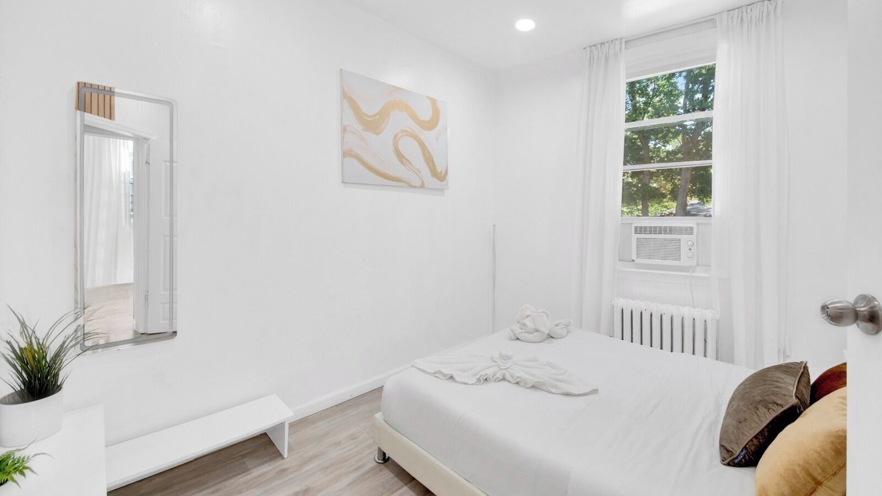 Photo of Bedroom in Southeast Yonkers