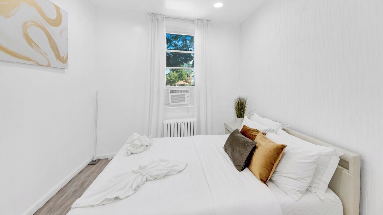 Photo of Bedroom in Southeast Yonkers