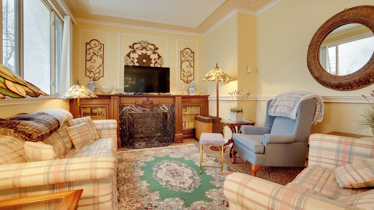 Photo of Bedroom in Lowry Hill