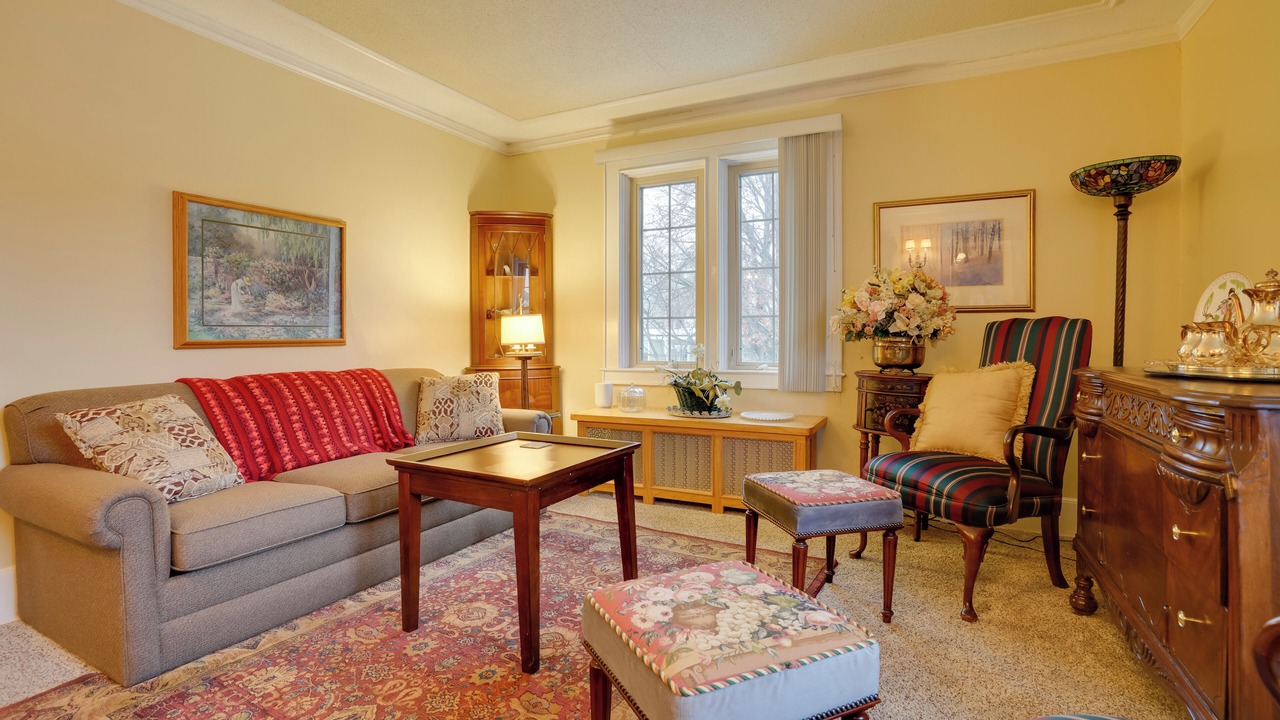 Photo of Bedroom in Lowry Hill