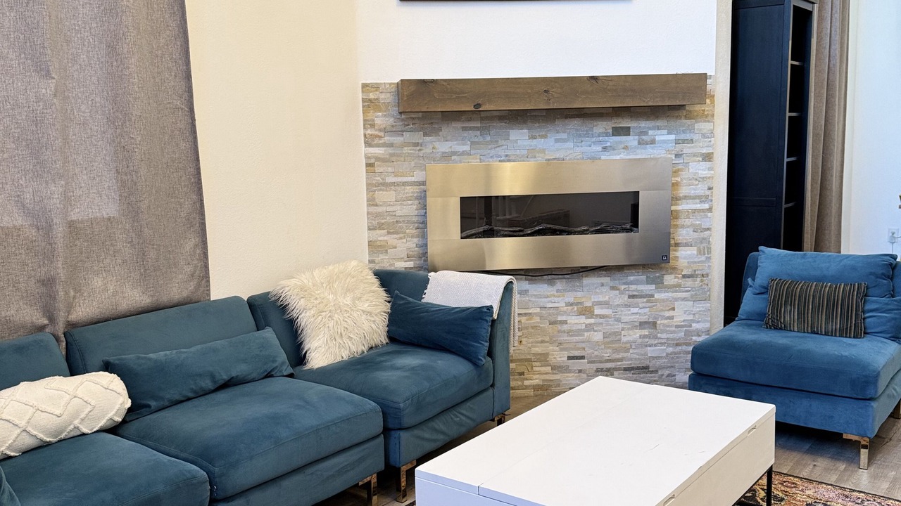 Photo of Livingroom in Mar Vista