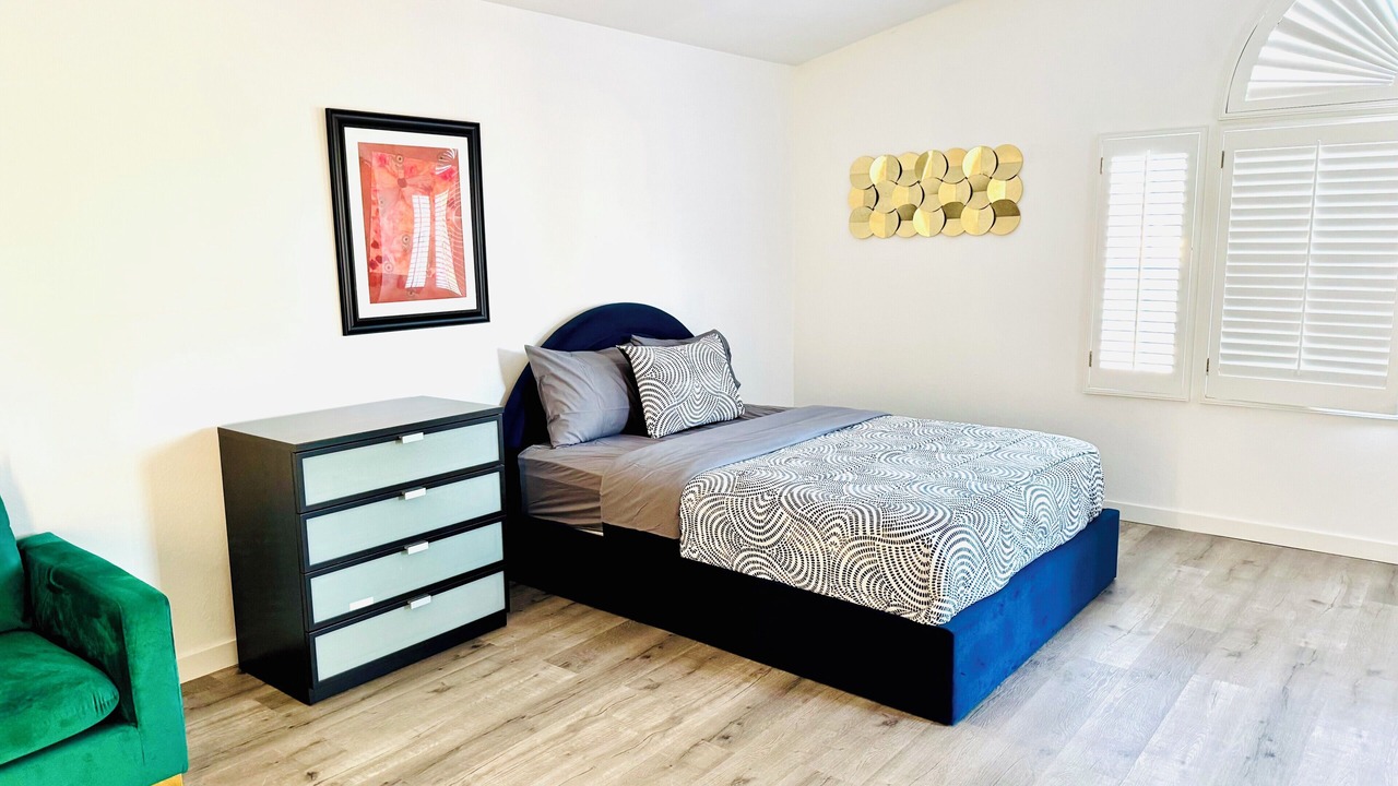 Photo of Bedroom in Mar Vista