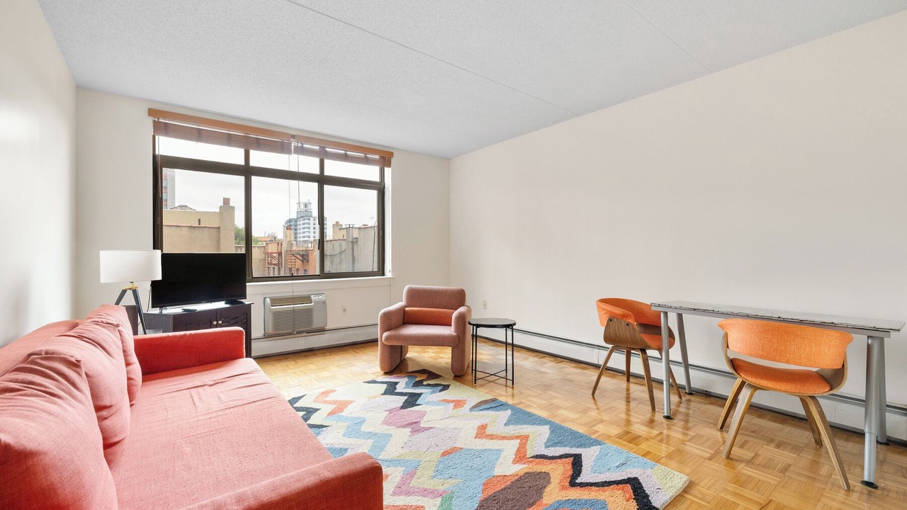 Photo of Livingroom in Upper Manhattan