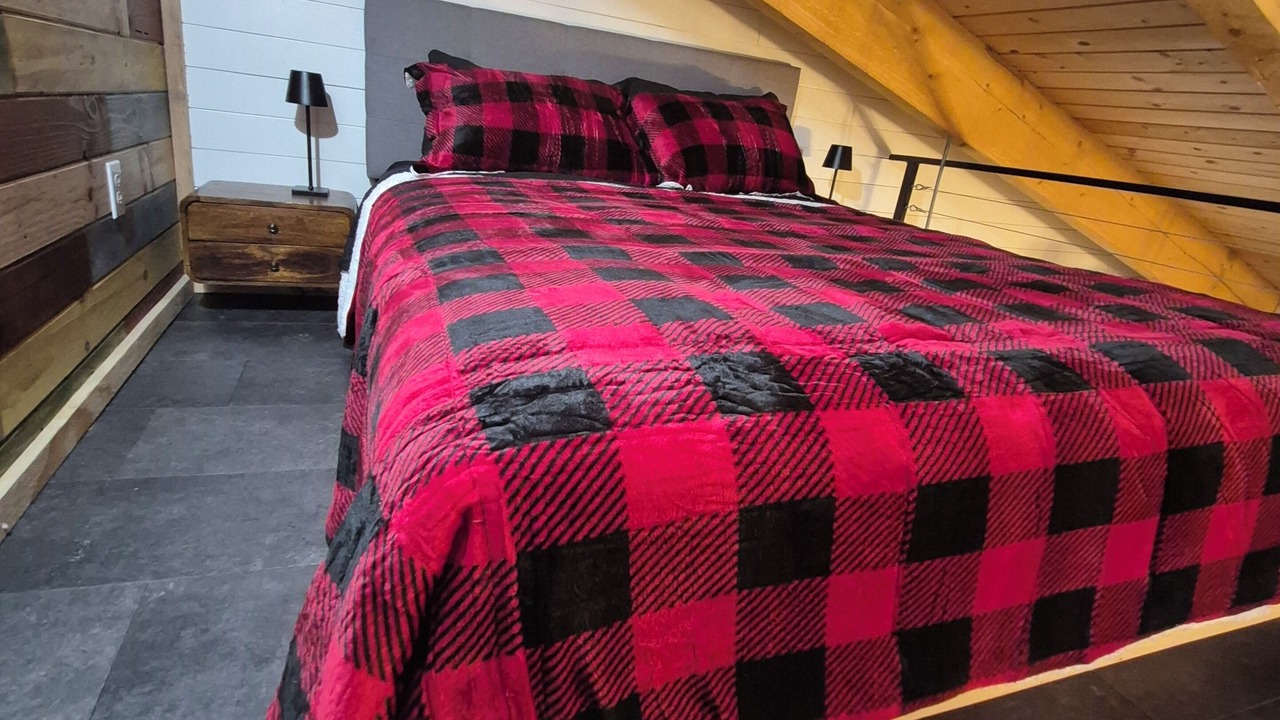 Photo of Bedroom in Badger