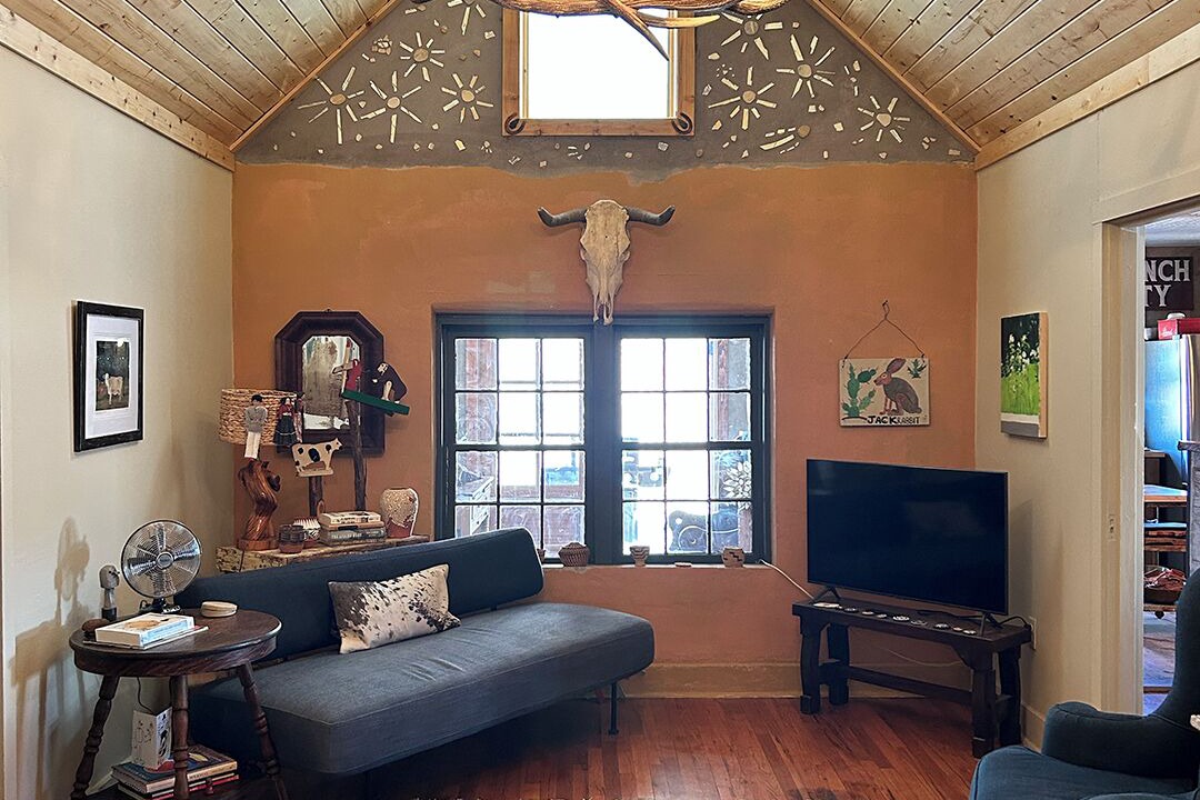 Photo of Livingroom in Fort Davis