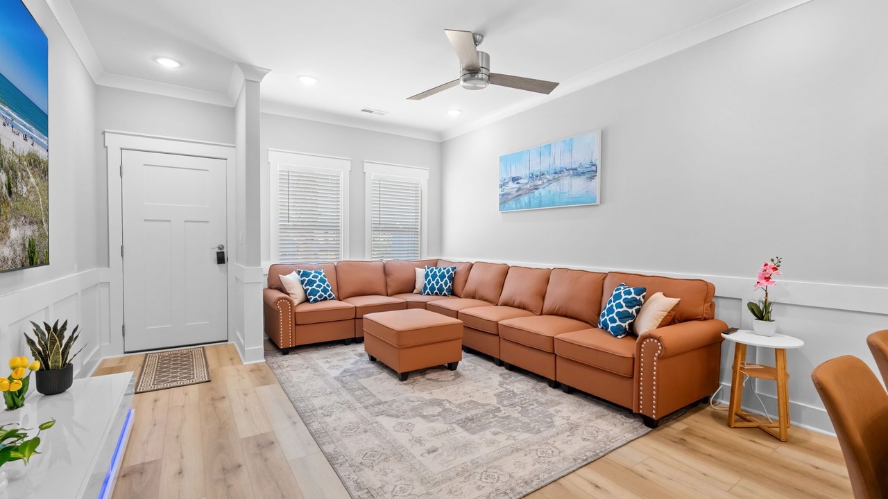 Photo of Livingroom in Longs
