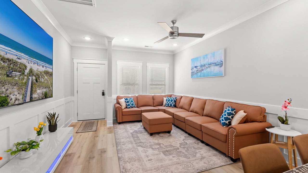 Photo of Livingroom in Longs