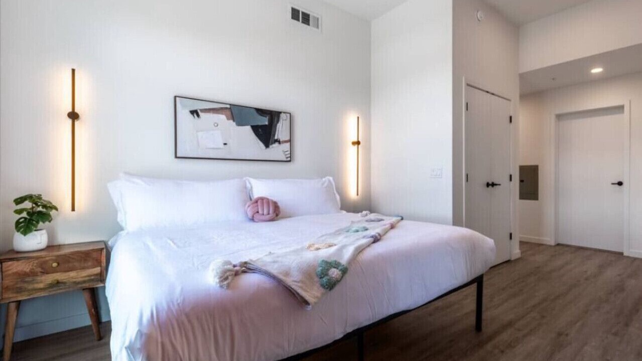 Photo of Bedroom in Downtown Los Angeles