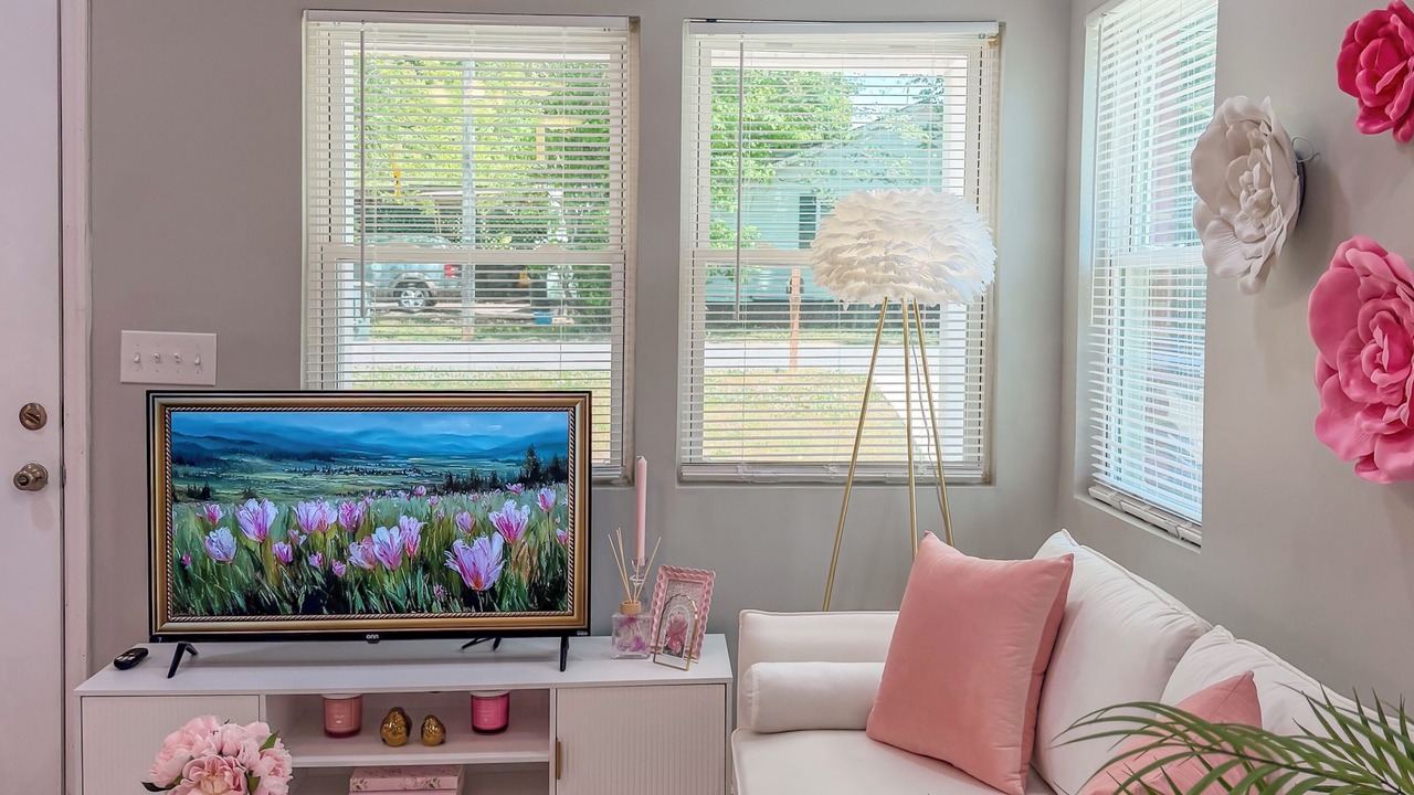 Photo of Livingroom in Concord