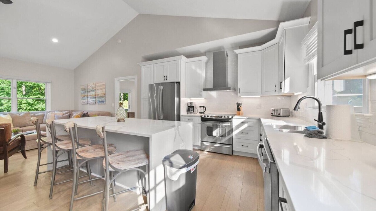 Photo of Kitchen in Bowling Green