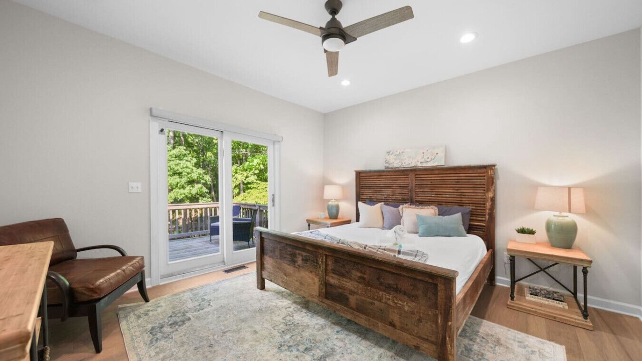 Photo of Bedroom in Bowling Green