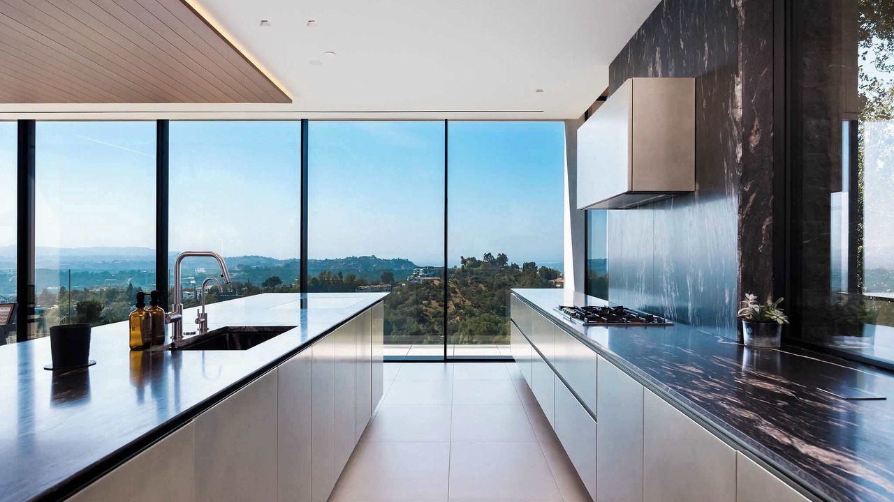 Photo of Kitchen in Hollywood Hills