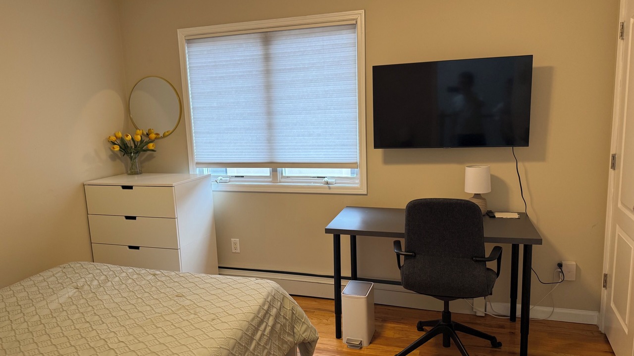 Photo of Bedroom in Palisades Park
