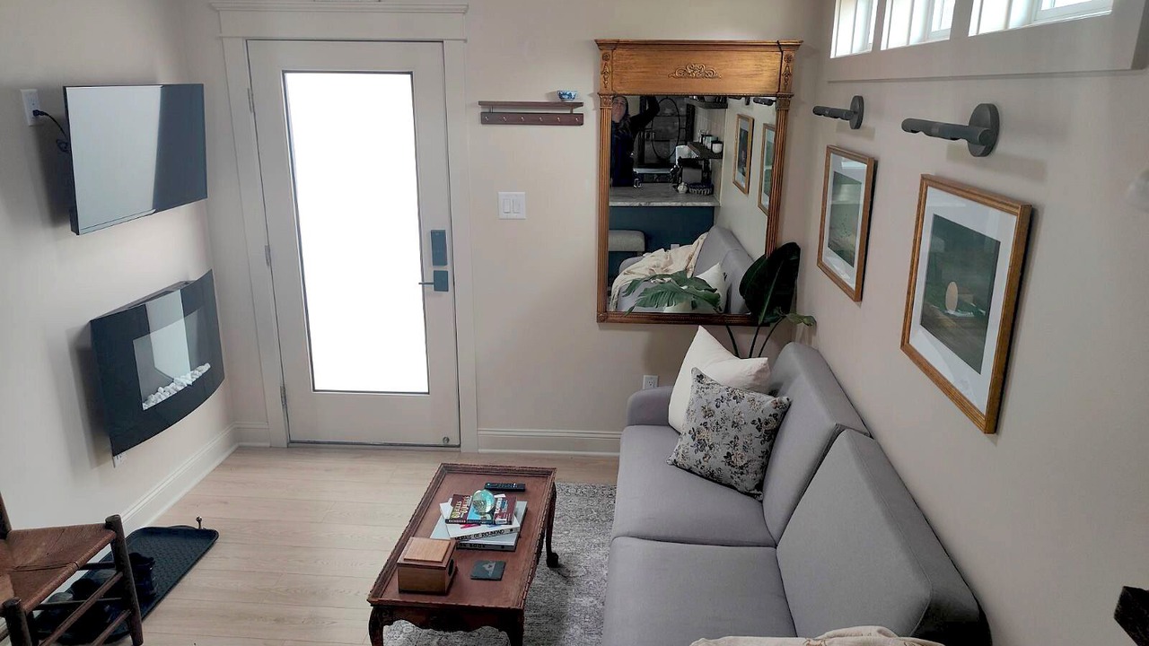 Photo of Livingroom in North Chesterfield