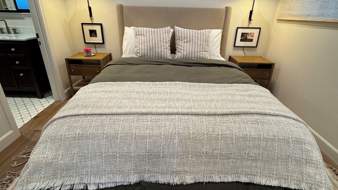 Photo of Bedroom in Burbank