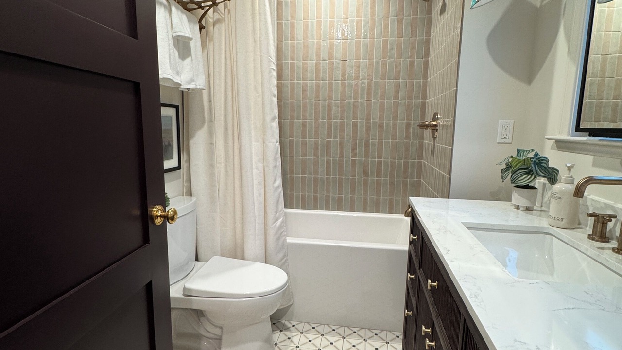 Photo of Bathroom in Burbank