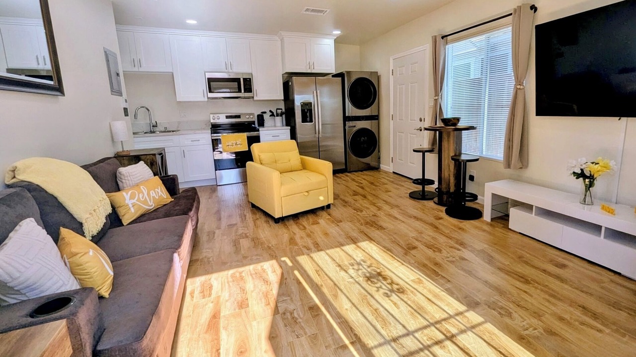 Photo of Livingroom in Park Mesa Heights