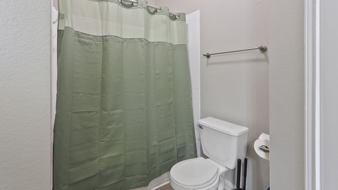 Photo of Bathroom in George Bush Park/Eldridge