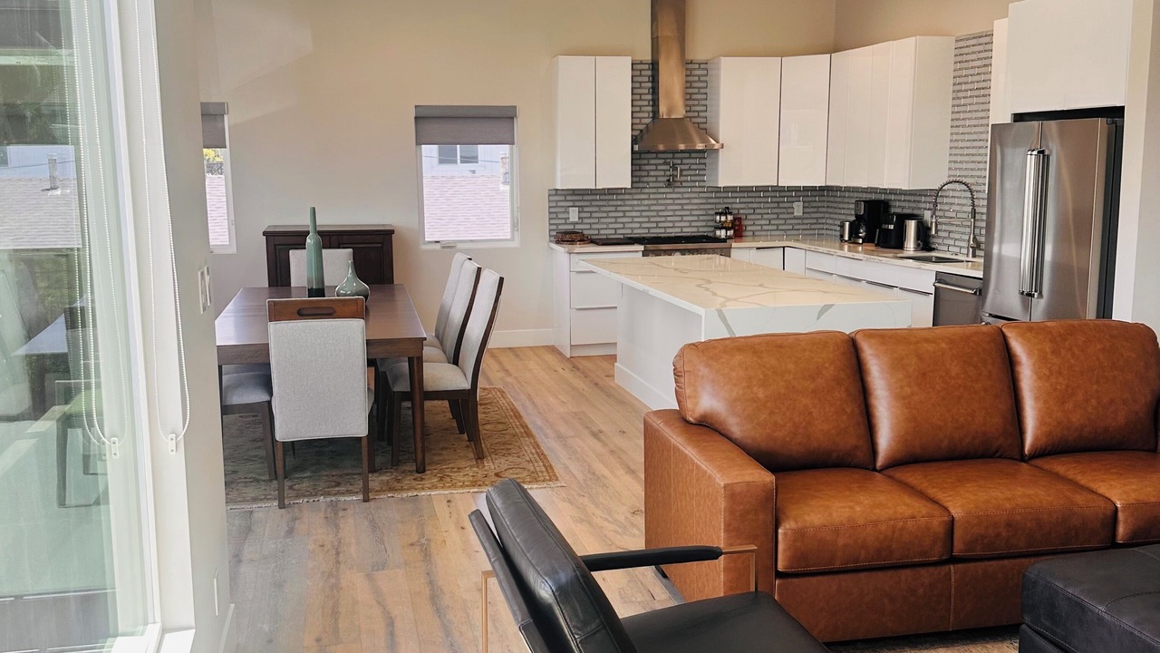 Photo of Livingroom in North Redondo