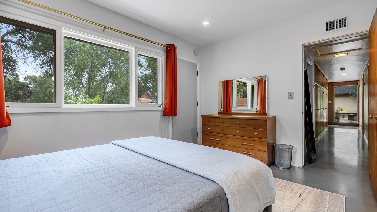 Photo of Bedroom in North Arroyo