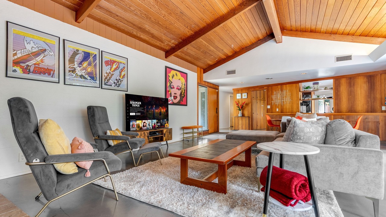 Photo of Livingroom in North Arroyo