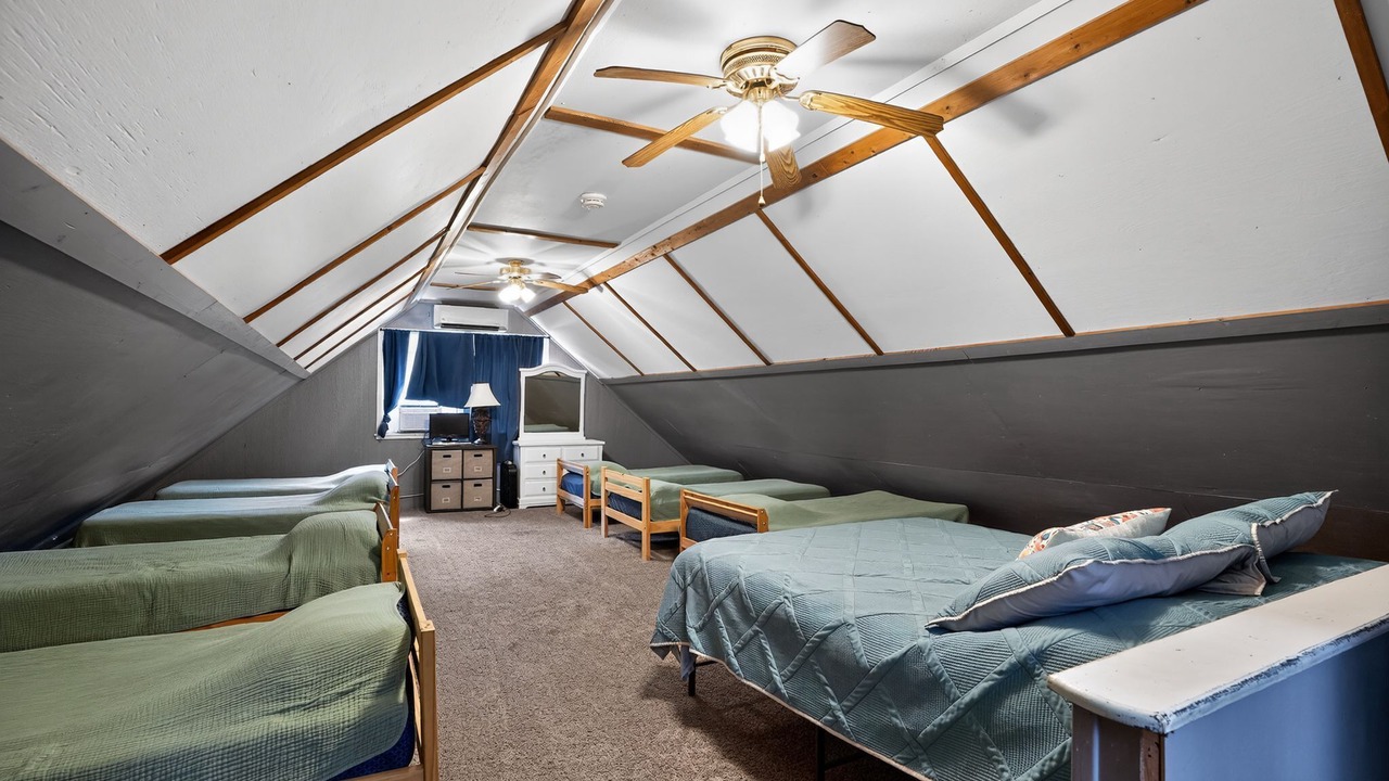 Photo of Bedroom in Woodville