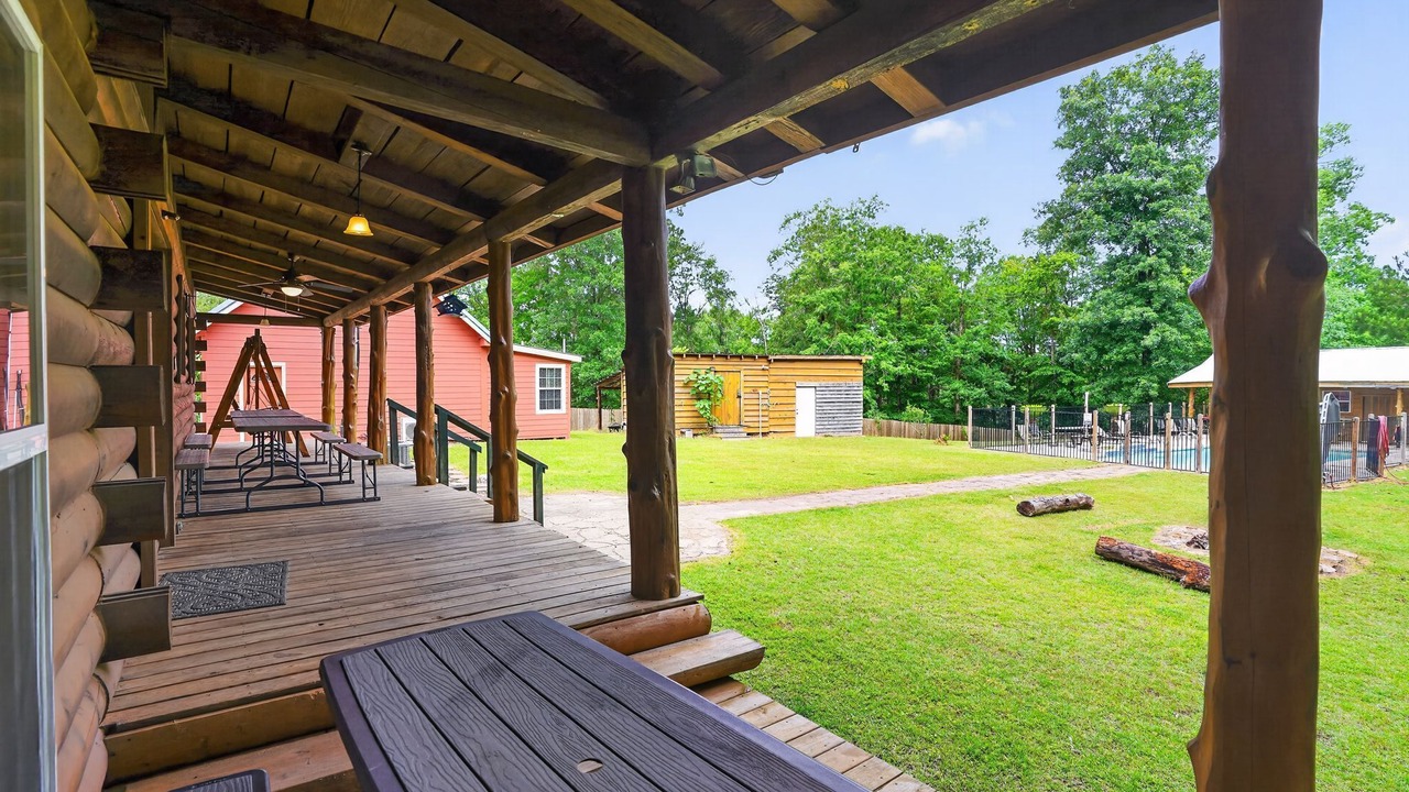 Photo of Outdoor in Woodville