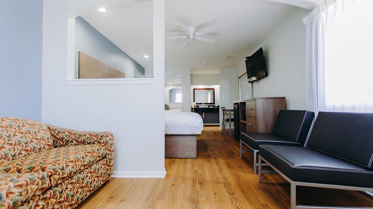 Photo of Livingroom in Clear Lake Shores