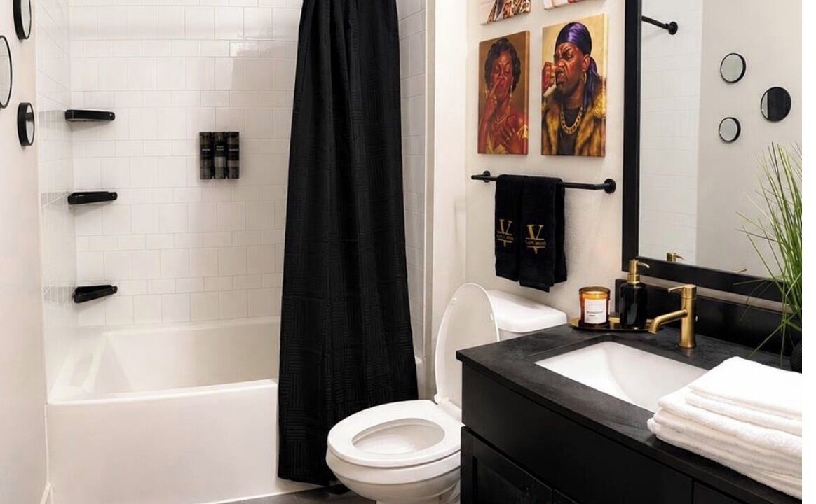 Photo of Bathroom in Deep Ellum