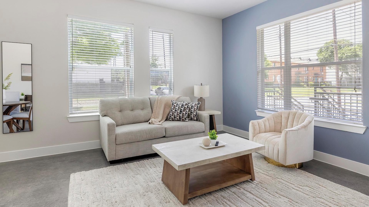 Photo of Livingroom in Old East Dallas