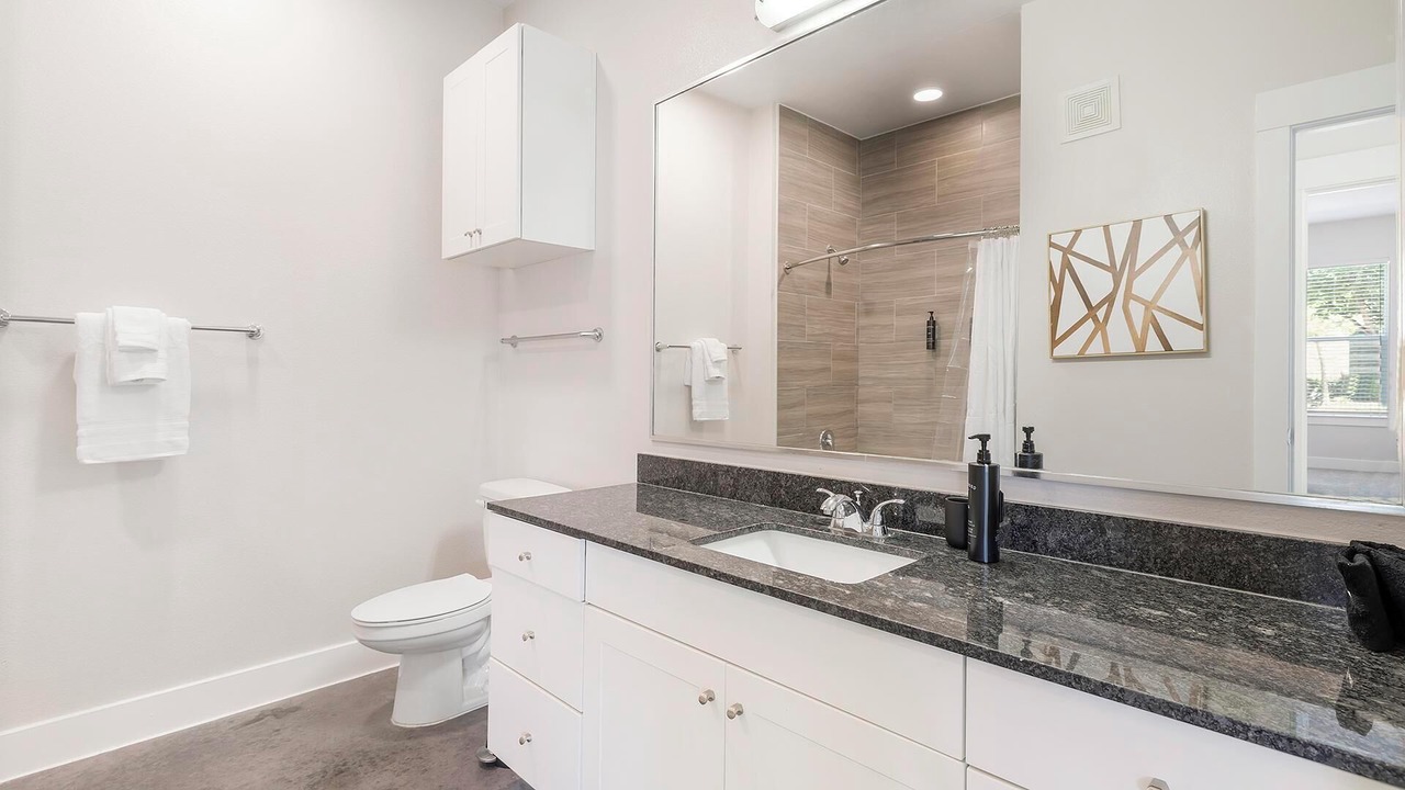 Photo of Bathroom in Old East Dallas