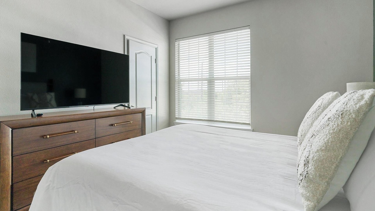 Photo of Bedroom in FM 1960
