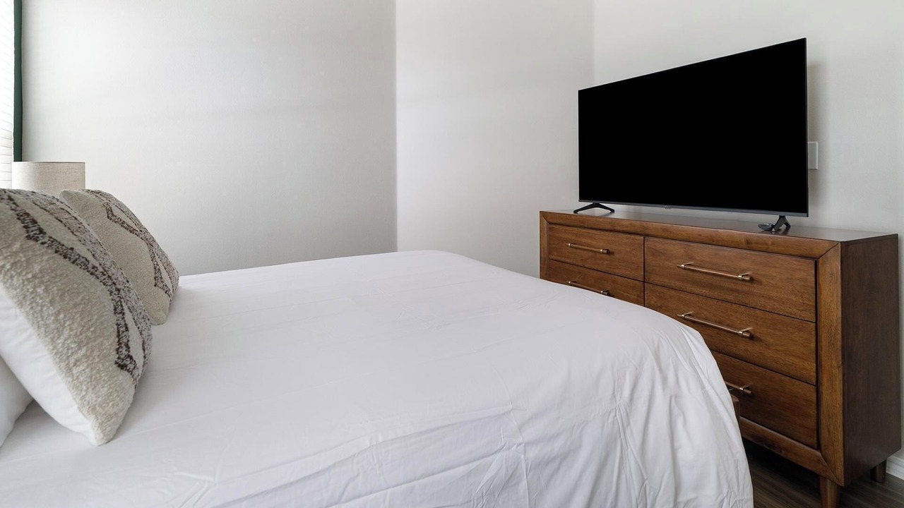 Photo of Bedroom in FM 1960