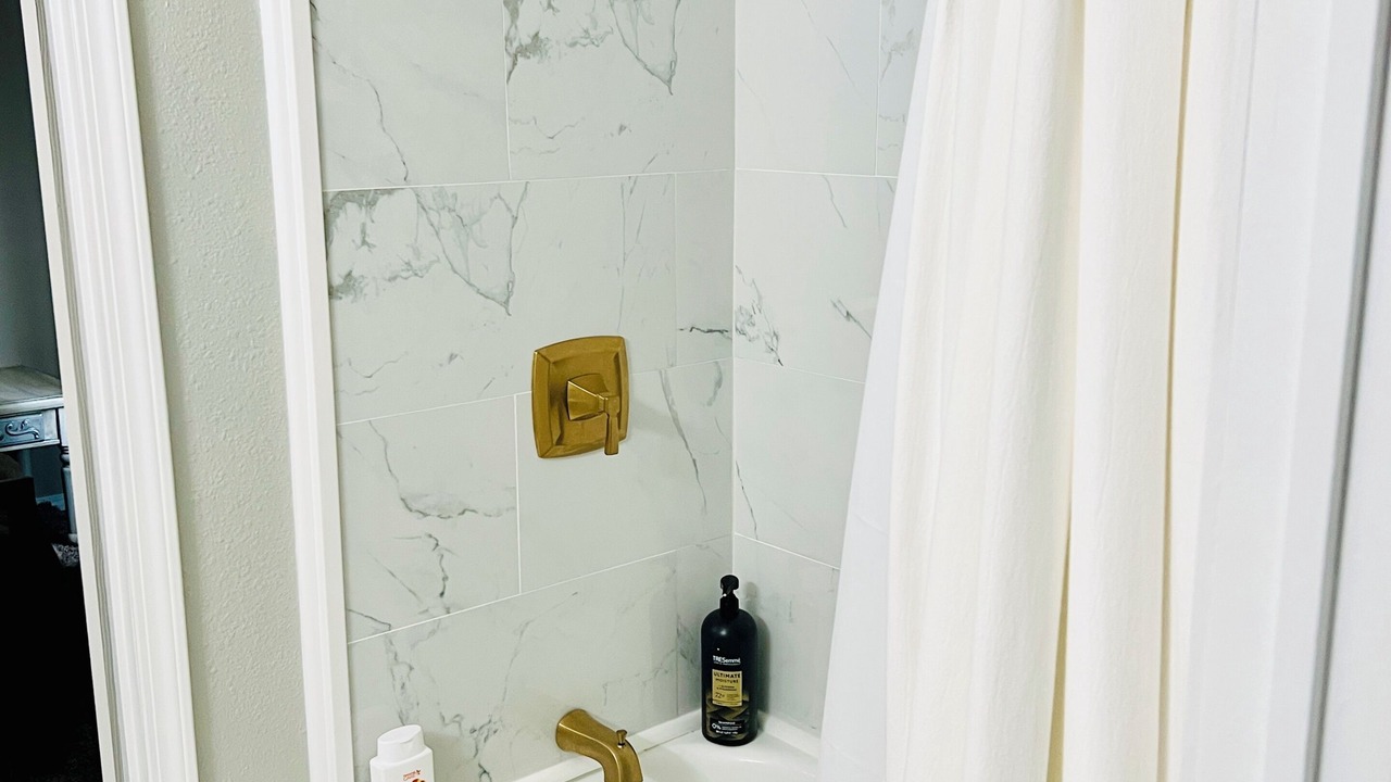 Photo of Bathroom in Brookeland