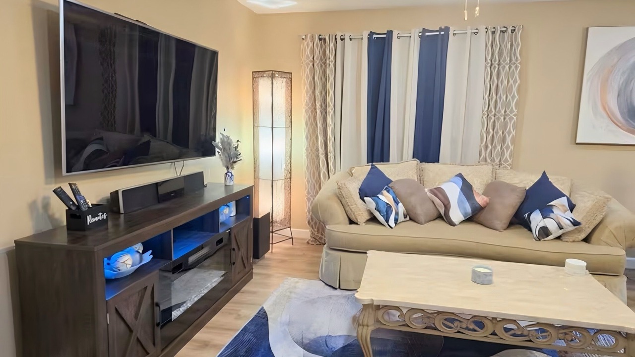 Photo of Livingroom in North Shore