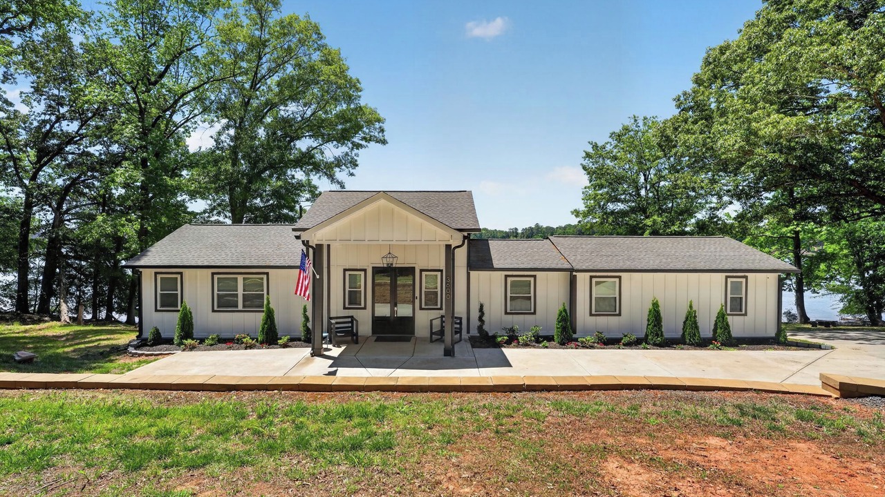 Photo of Outdoor in Dixie - Berryhill