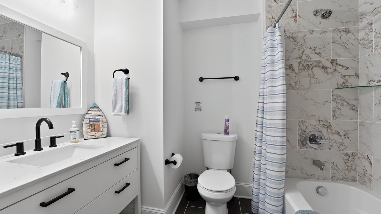Photo of Bathroom in Dixie - Berryhill