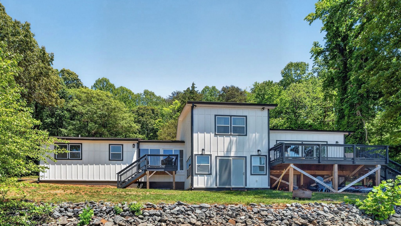 Photo of Outdoor in Dixie - Berryhill